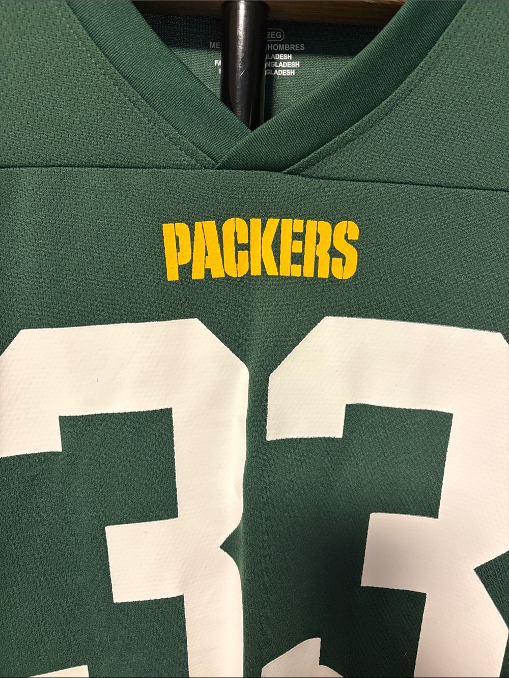 Green #33 Packers Jones Football Jersey - Official NFL Team Style - Picture 2 of 5